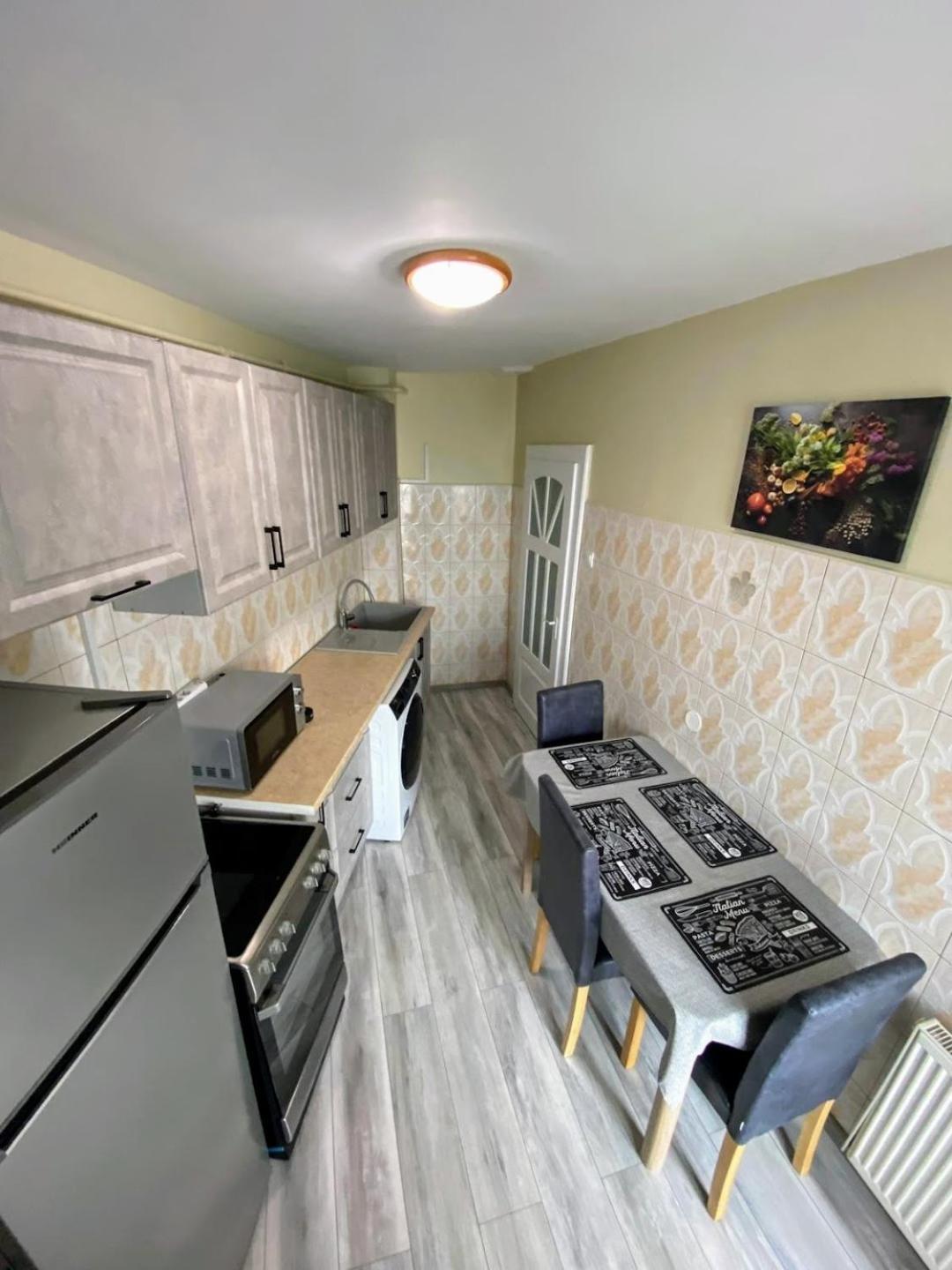 Azur Apartment Sibiu Bagian luar foto